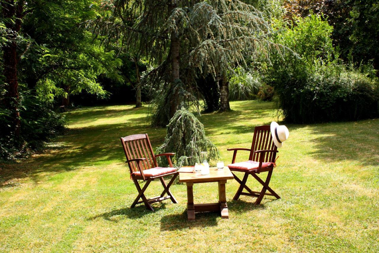 Au Plech Bed & Breakfast Mont-d'Astarac Екстериор снимка